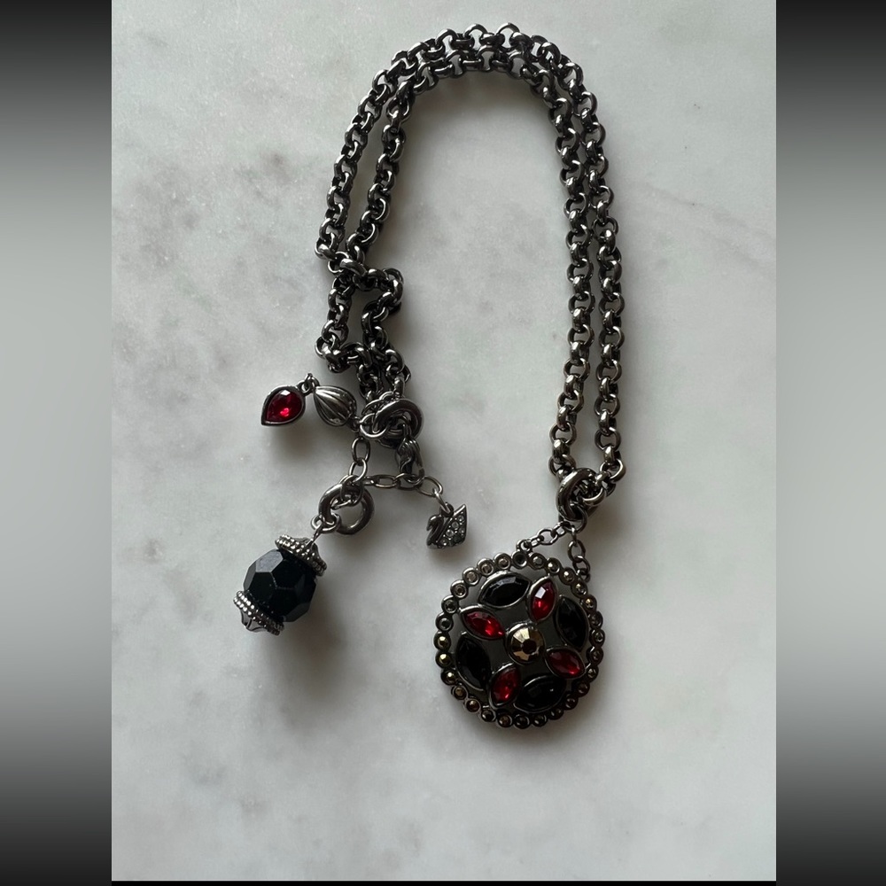 SWAROVSKI Necklace,swan signed-20inch